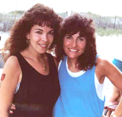 Joanne & Shari happily reunite in 1991